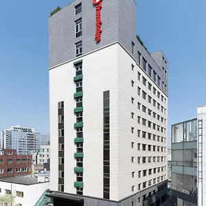 Travelodge Myeongdong Namsan מלון